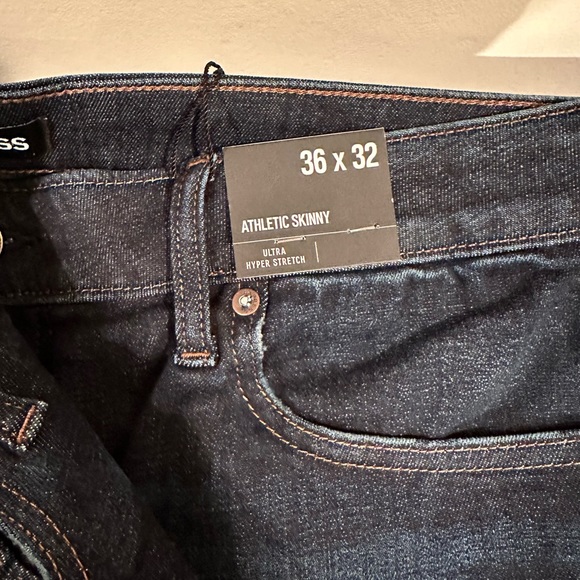 NWT Men’s Express Jeans - Picture 3 of 4